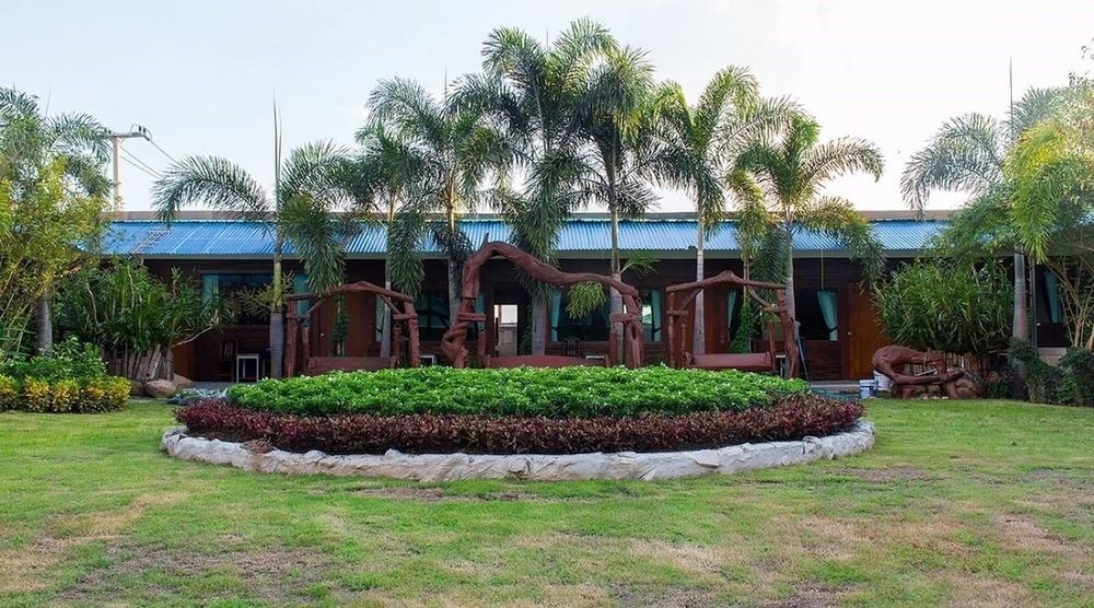 Suanhom Resort San Sai Ngoại thất bức ảnh