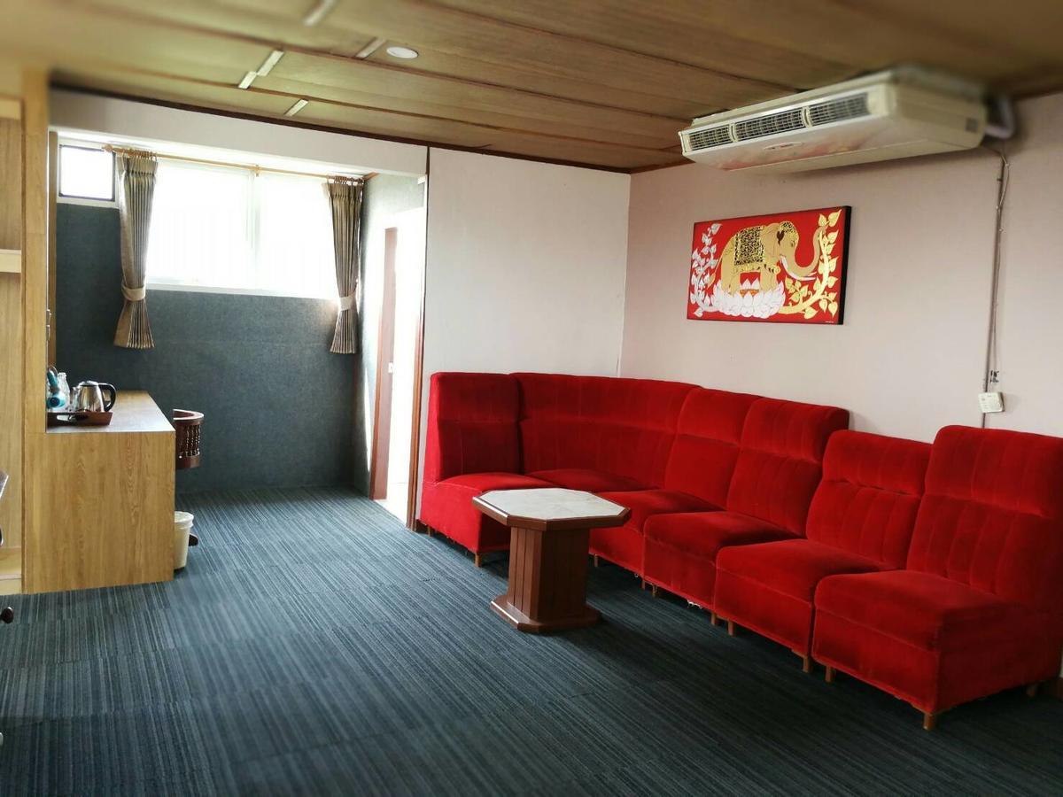 Suanhom Resort San Sai Ngoại thất bức ảnh